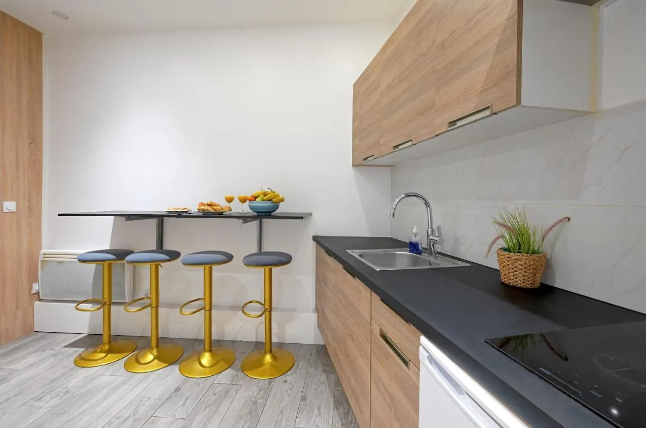 La Vie En Rose Modern Fresh Studio - Francois Mitterand Library Apartment Paris