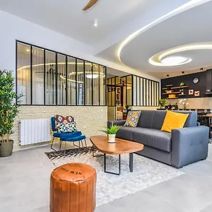 Spacious - 4br-10p - Butte-aux-cailles Apartment