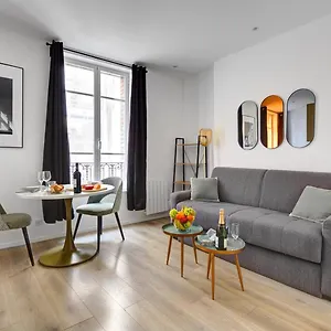154 Phil - Superbe A Paris. Apartment